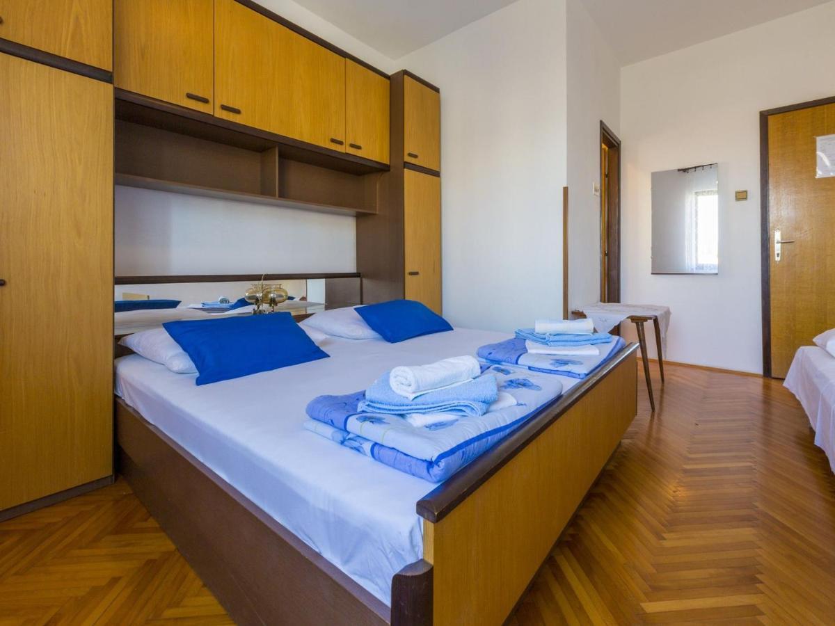 Rooms Zeljka 2 Crikvenica Eksteriør bilde