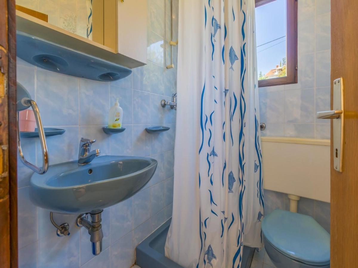 Rooms Zeljka 2 Crikvenica Eksteriør bilde